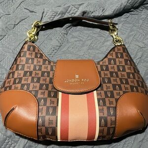 London Fog Purse & Wallet